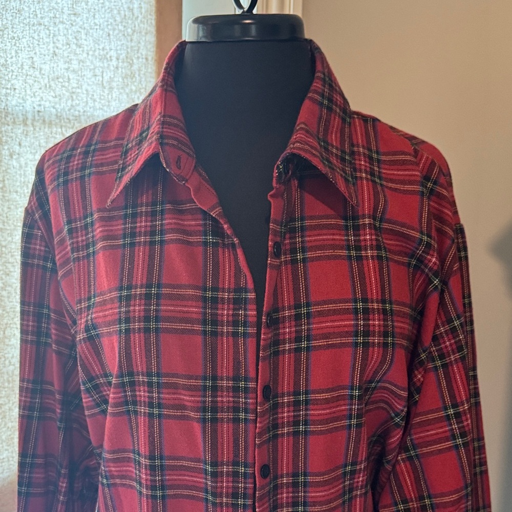 Women’s Soft Red Plaid Shirt 3X -  Perfect for the Holidays!
